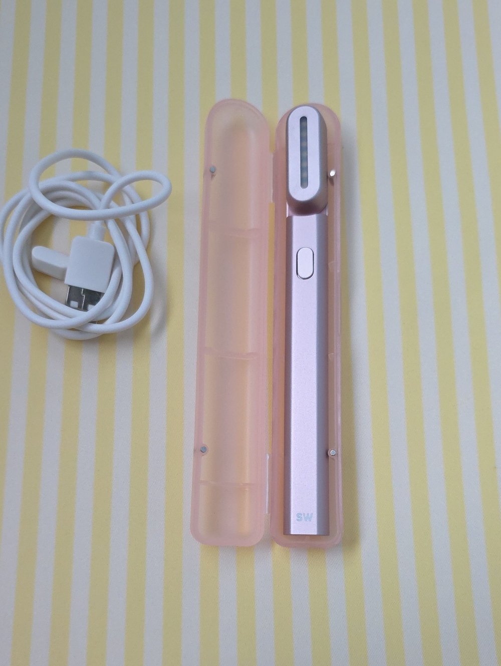 Solawave 4-in-1 Skincare Wand - Picture 3 of 9